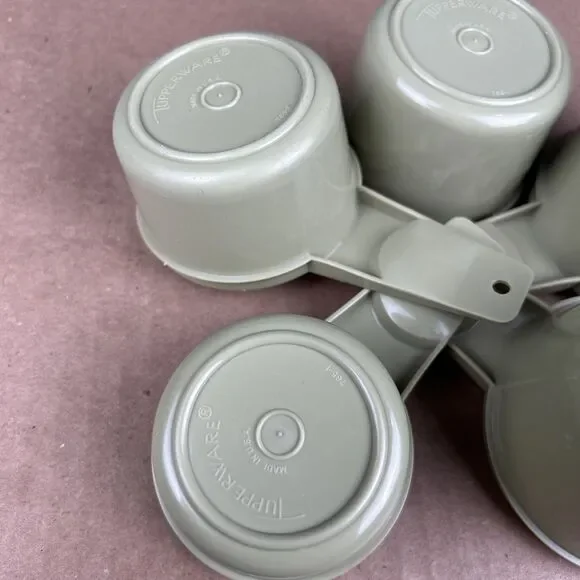 Vintage Tupperware Measuring Cups Set of 5 Avocado Green Retro - Picture 9 of 11